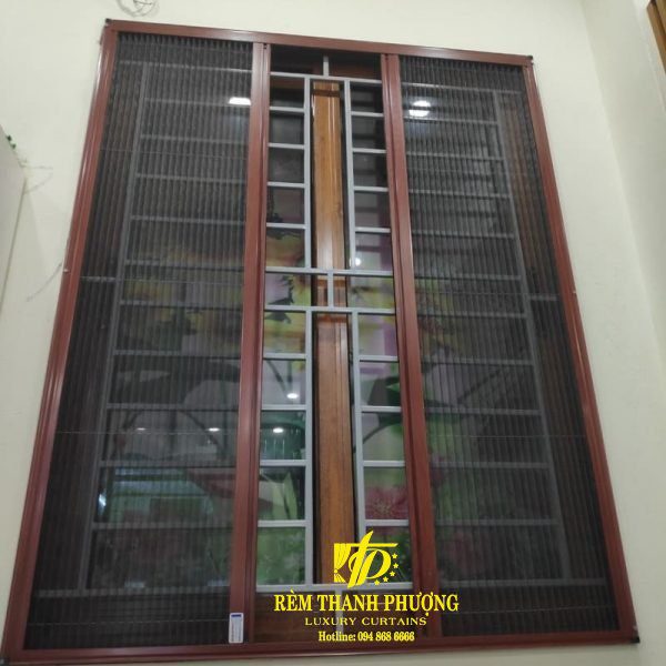 Cua luoi chong muoi dang xep mau van go 4