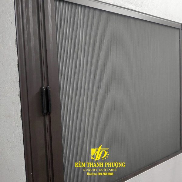 Vách ngăn rèm tổ ong 1 Vach ngan rem to ong 11000 980 3