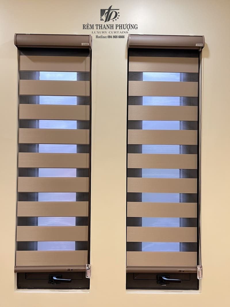 Rèm cầu vồng tại 90 Nguyễn Tuân