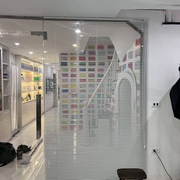 Rèm sáo nhôm Star Blinds 3 Thi cong Rem Sao Nhom Nha Khoa Linn Dental 96 Trung Phung Dong Da 6