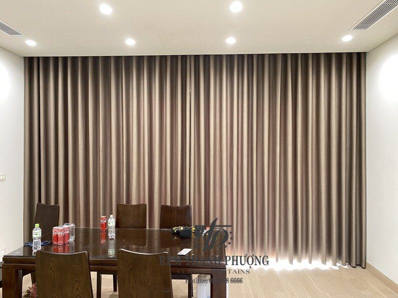 lắp rèm vải 1 lớp và rèm cầu vồng tại The Manor Central Park