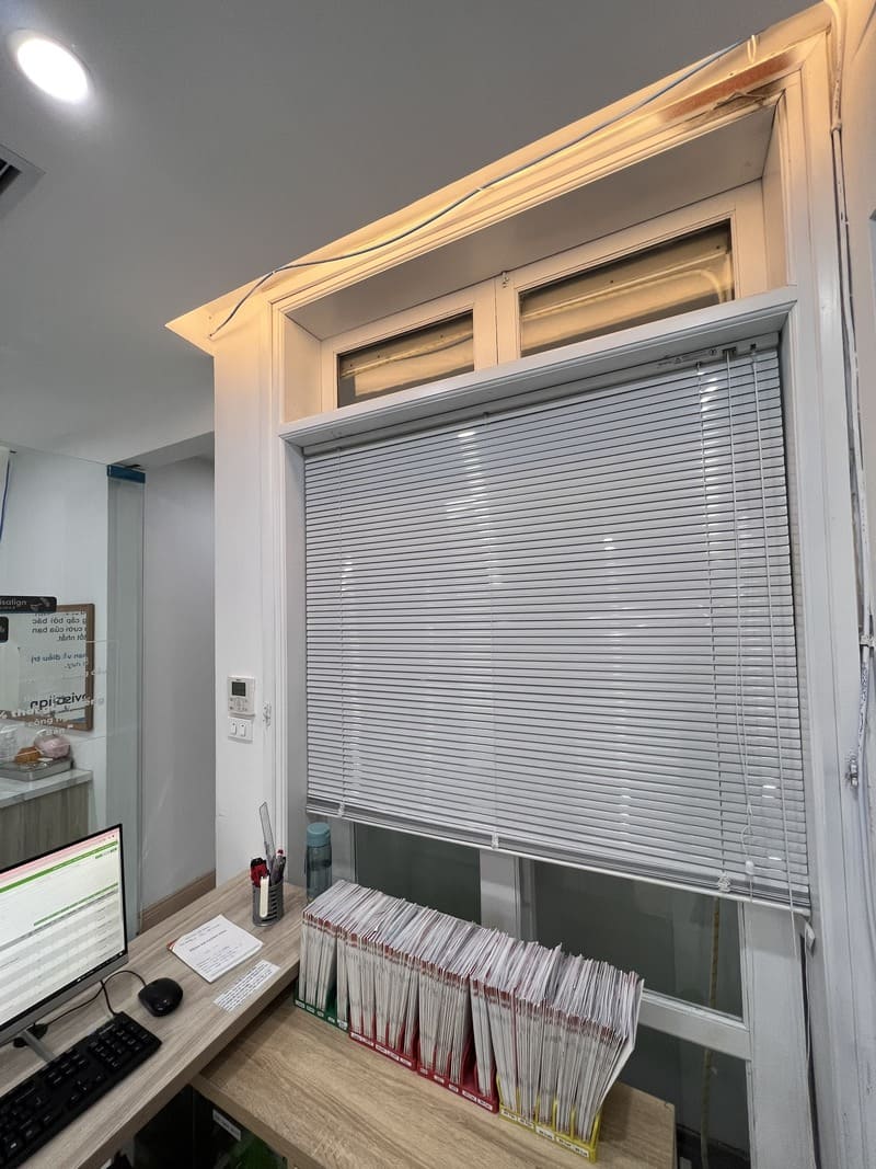 Cung cấp và thi công rèm cửa trọn gói tại Đống Đa 10 Thi công Rèm Sáo Nhôm - Nha Khoa Linn Dental 96 Trung Phụng - Đống Đa