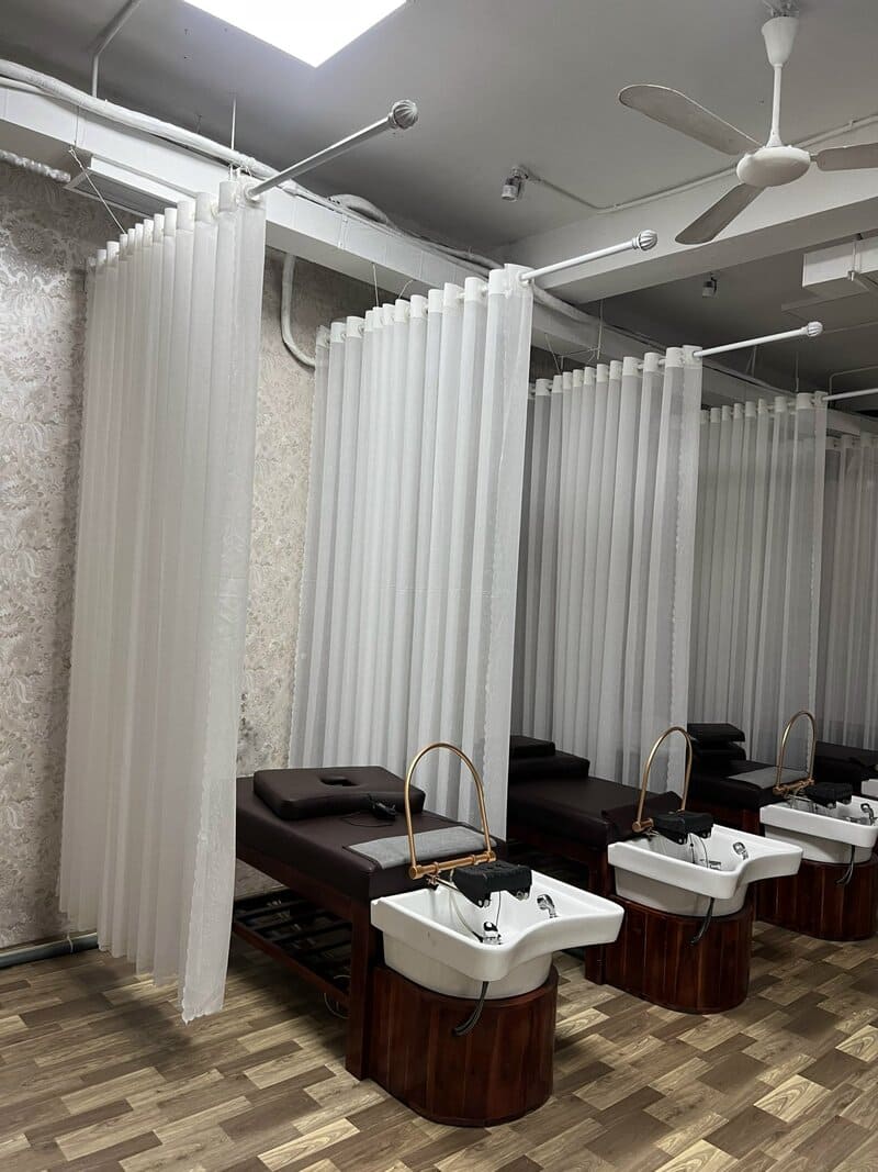 Thi công rèm spa số 47 ngõ 325 Kim Ngưu 