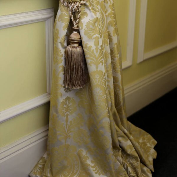 Classic Damask Drapes Tassel Tiebacks 3768 3