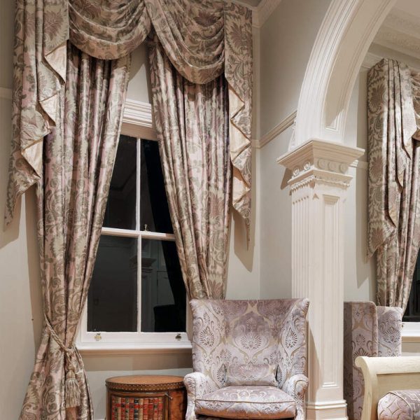 Classic Drapes Swags Tails 1185 2