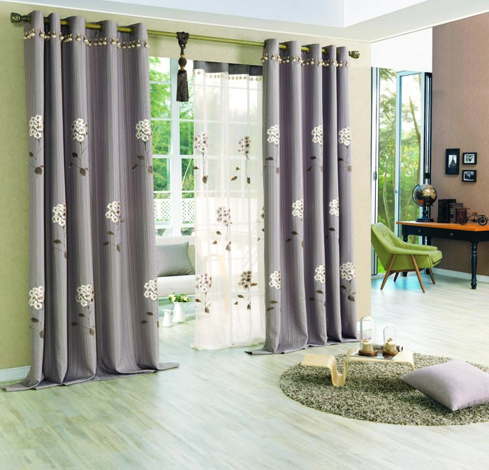 rèm màu tím phòng làm việc