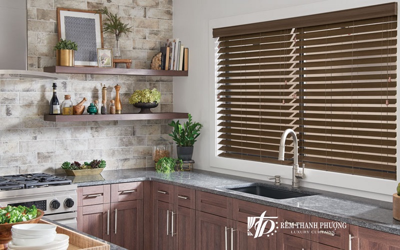 20 Mẫu rèm cửa phòng bếp đẹp, sang trọng đáng mua nhất 3 Tại sao nên sử dụng rèm cửa cho phòng bếp