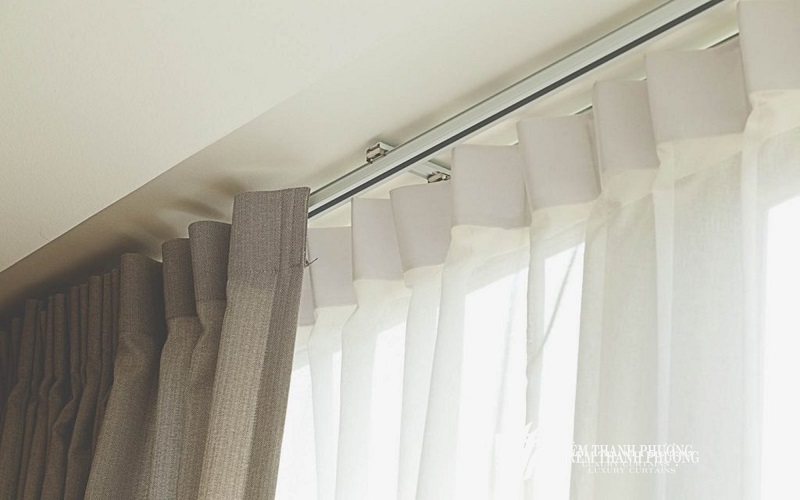 Thanh ray treo rèm