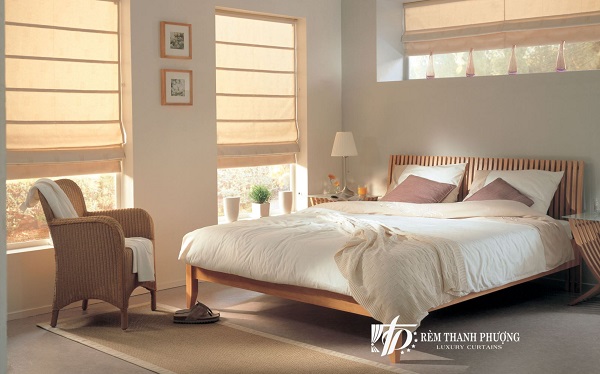 Lý do nên lắp đặt rèm roman cho phòng ngủ