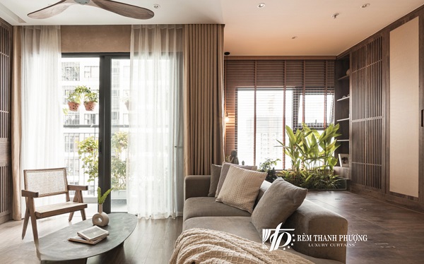 Rèm vải cửa chính phòng khách