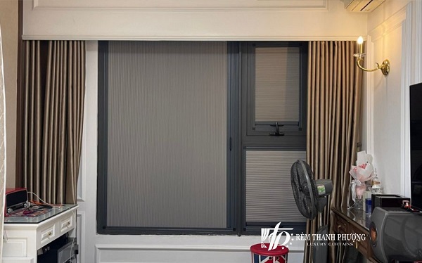 Tổng hợp 20 rèm cửa nhôm kính đẹp, giá tốt 8 20 mẫu rèm cửa nhôm kính - Mẫu 15