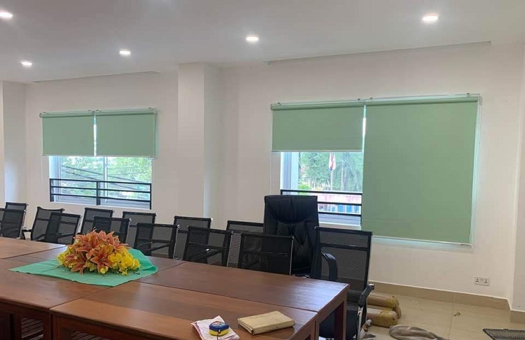 Lắp Rèm Cửa Tại Trung Văn - Uy Tín, Chuyên Nghiệp, Giá Rẻ 6 Rèm cuốn văn phòng chống nắng tốt lắp đặt tại Trung Văn
