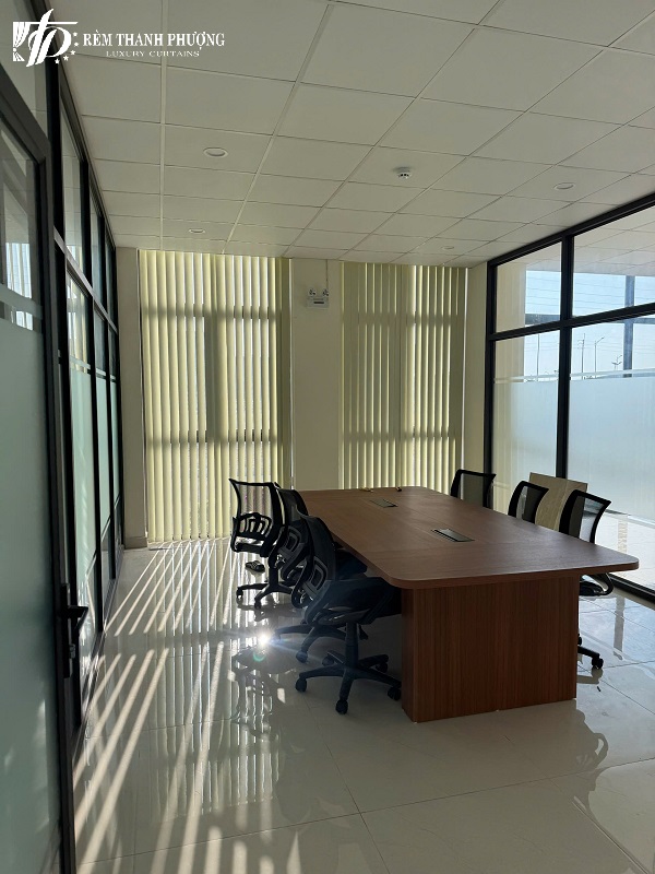 Lắp Đặt Rèm Cửa Đẹp Giá Rẻ Tại Khu Công Nghiệp 10 Rèm thanh phương lắp rèm cửa tại khu công nghiệp 11