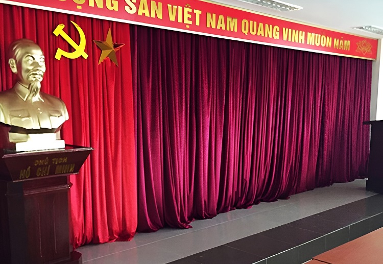 Top Mẫu Rèm Hội Trường Đẹp - Sang Trọng, Chuyên Nghiệp Nhất 3 Mẫu rèm nhung cao cấp cho hội trường