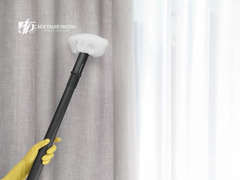 Hướng dẫn cách giặt rèm cửa bằng phương pháp giặt khô