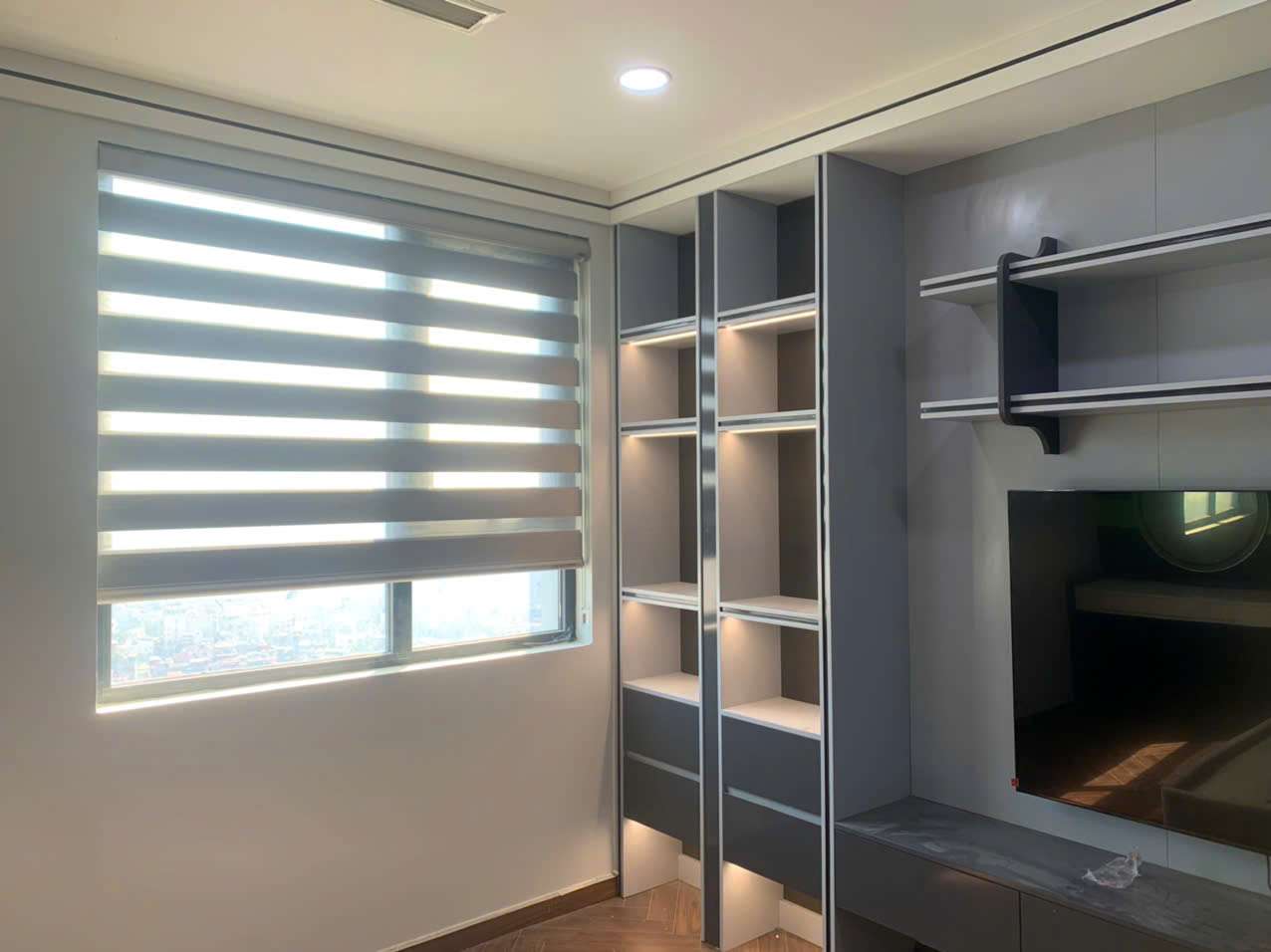 Mẫu rèm cầu vồng lắp đặt tại Dịch Vọng