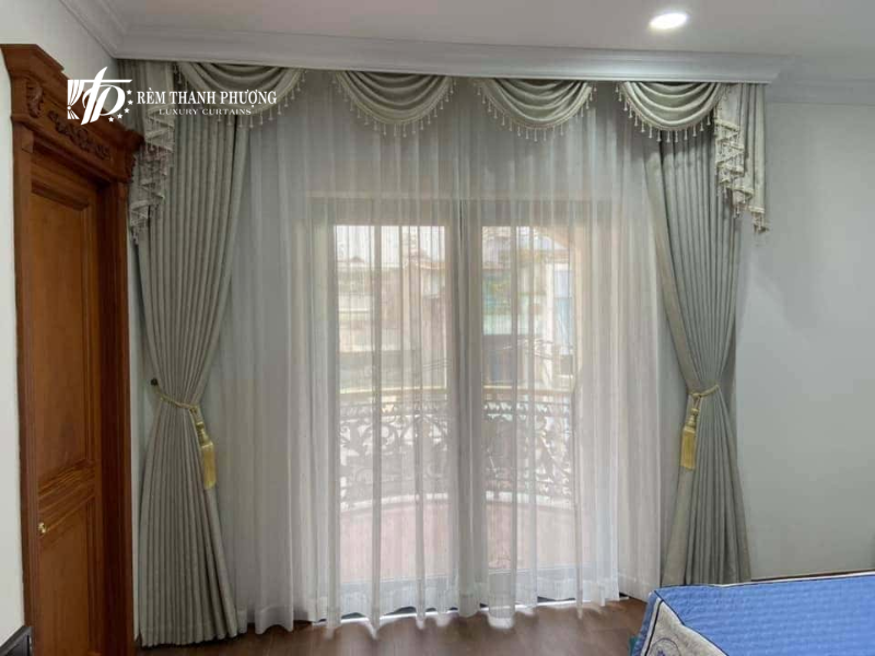 Mẫu rèm vải hai lớp lắp đặt tại phường Phố Huế