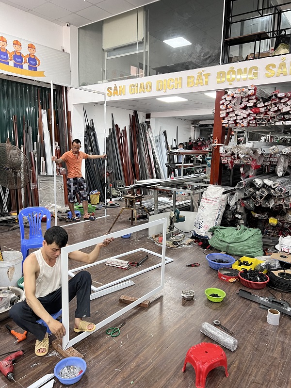 Đơn vị lắp đặt cửa lưới chống muỗi tại Hà Nội uy tín 9 xưởng gia công cửa lưới chống muỗi tại Hà Nội 08